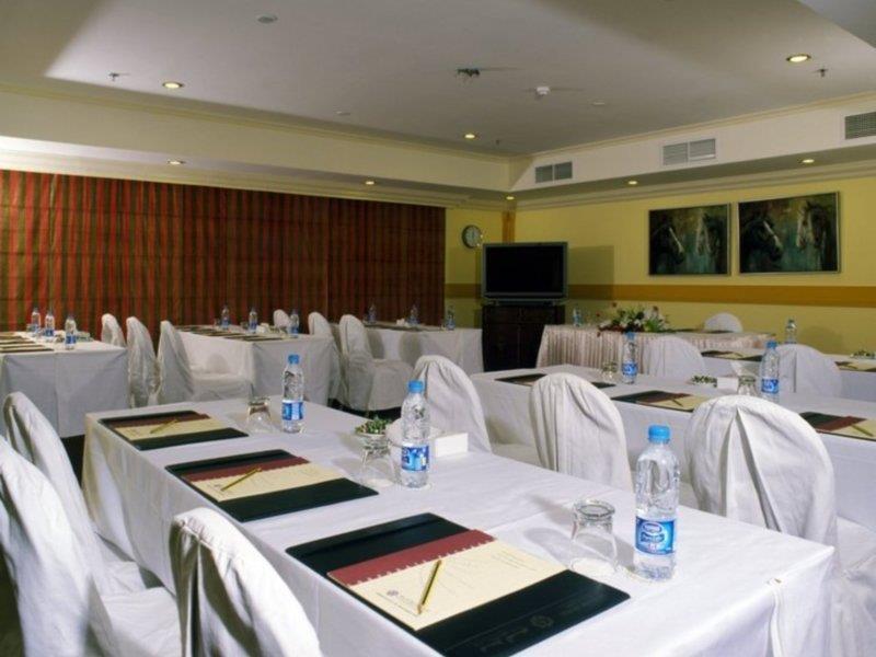 Al Safir Hotel Manama Exterior foto